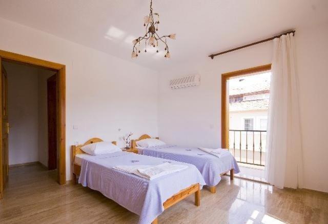 Havuzlu Villa Esmirna Exterior foto